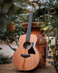 Taylor GS Mini Mahogany Layered Sapele Acoustic Guitar